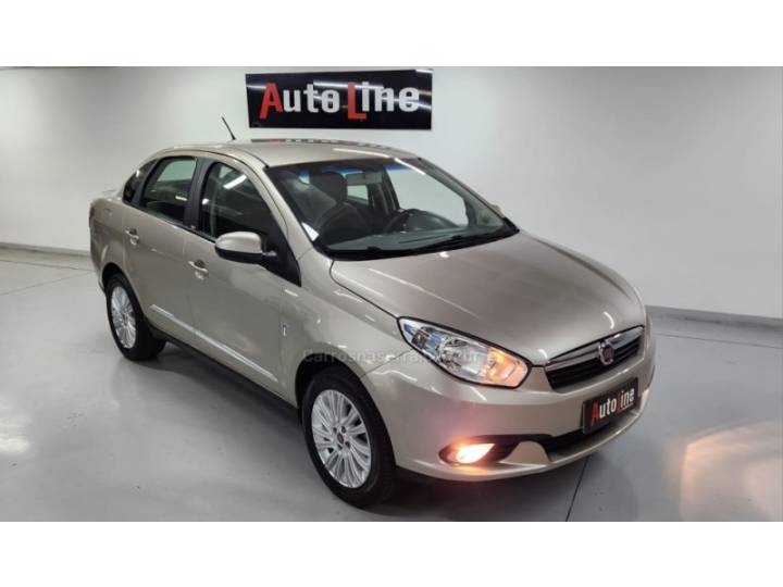 FIAT - GRAND SIENA - 2015/2015 - Prata - R$ 47.900,00