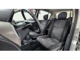 RENAULT - SANDERO - 2011/2011 - Prata - R$ 32.900,00