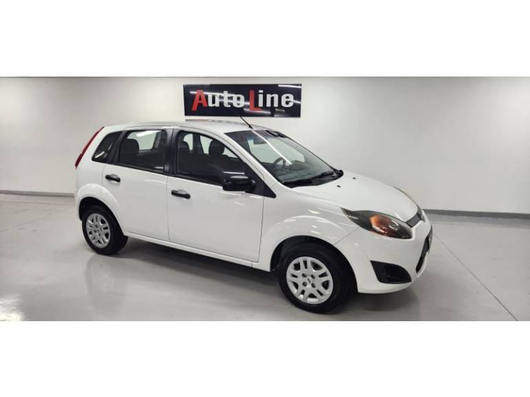 FORD - FIESTA - 2013/2013 - Branca - R$ 32.900,00