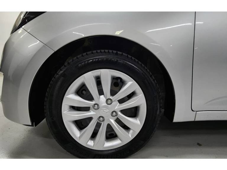 HYUNDAI - HB20 - 2018/2018 - Prata - R$ 67.999,00
