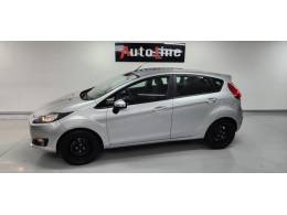 FORD - FIESTA - 2017/2017 - Prata - R$ 55.500,00