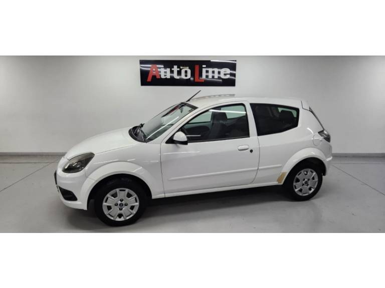 FORD - KA - 2012/2012 - Branca - R$ 27.999,00