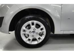 FORD - FIESTA - 2014/2014 - Prata - R$ 39.900,00