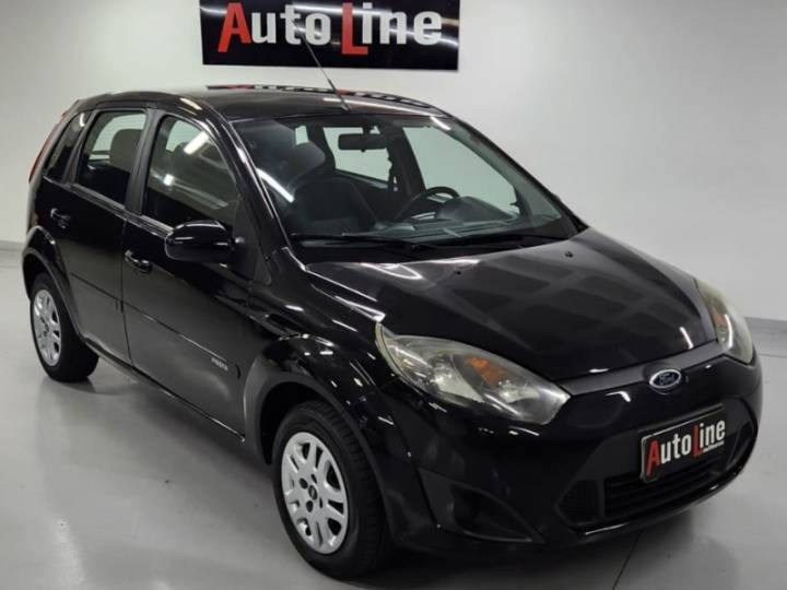 FORD - FIESTA - 2014/2014 - Preta - R$ 36.900,00