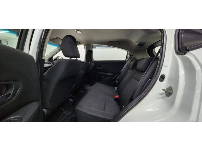 HONDA - HR-V - 2016/2016 - Branca - R$ 88.999,00