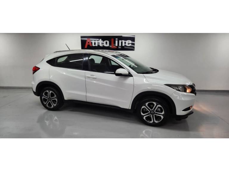 HONDA - HR-V - 2016/2017 - Branca - R$ 87.990,00