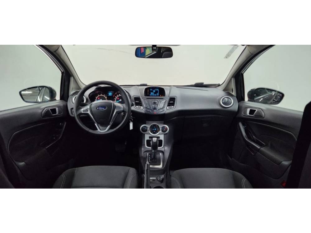 FORD - FIESTA - 2014/2014 - Preta - R$ 43.900,00