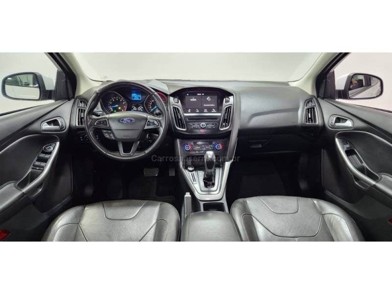 FORD - FOCUS - 2019/2019 - Branca - R$ 61.990,00