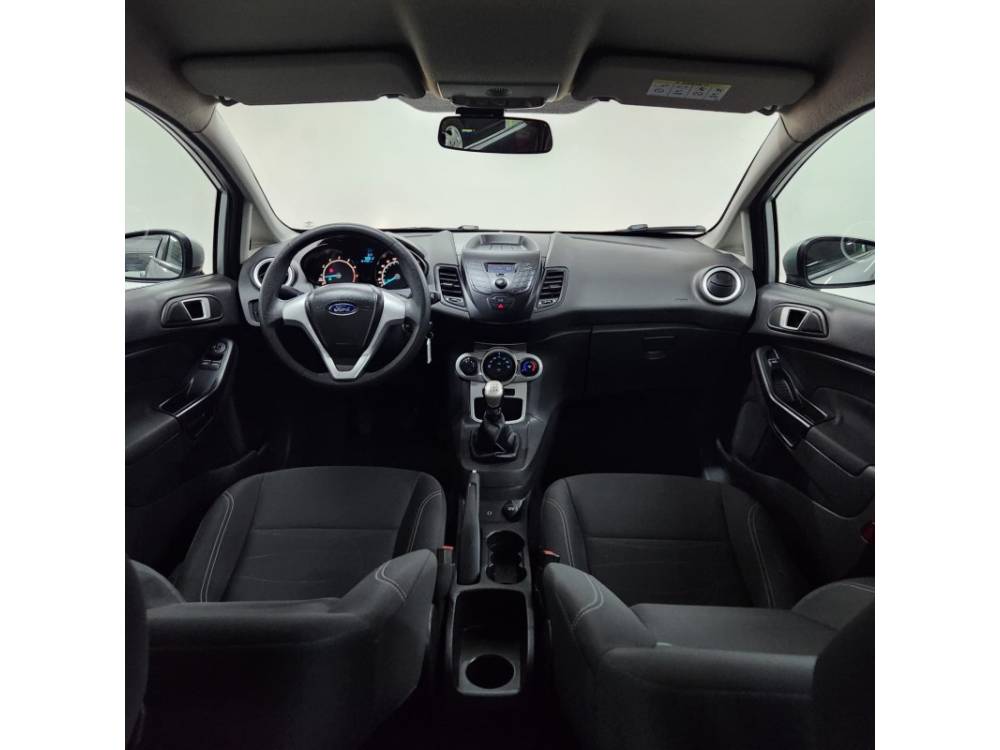 FORD - FIESTA - 2017/2017 - Prata - R$ 55.900,00